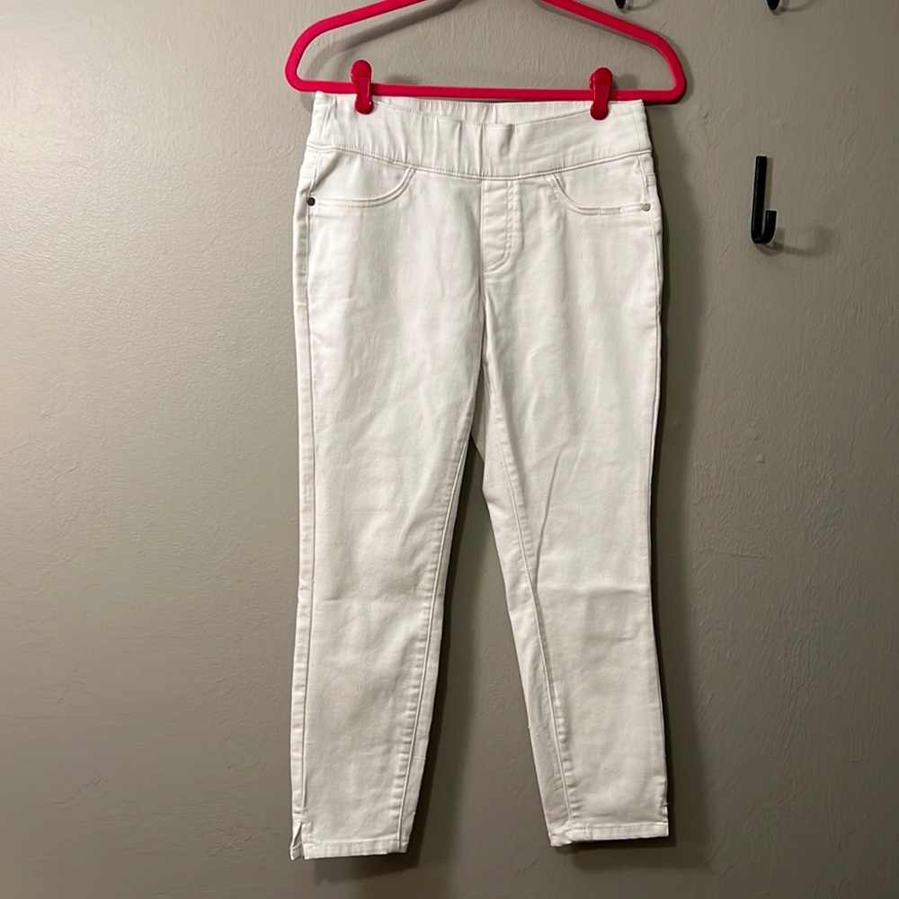 Vera Wang White Stretchy Jean Legging - Size 6